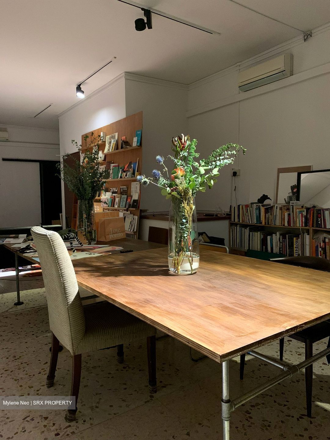 Hamilton Road (D8), Office #479424281